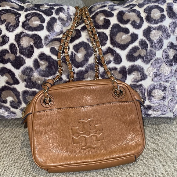❣️TORY BURCH HANDBAG ❣️ - Picture 1 of 14
